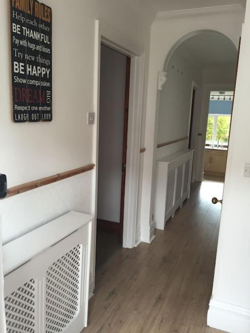 Spacious 5 Large Bedroom Victorian House - Beach 2 Miles Poole Bagian luar foto